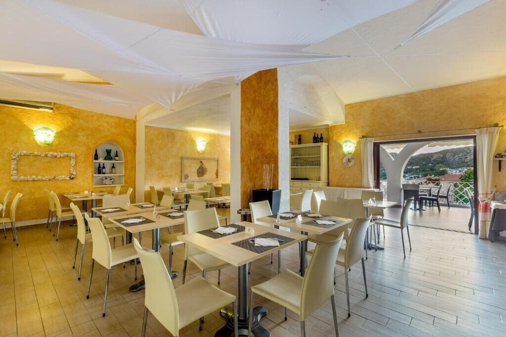 Картинка Hotel Mon Repos Baja Sardinia 4*