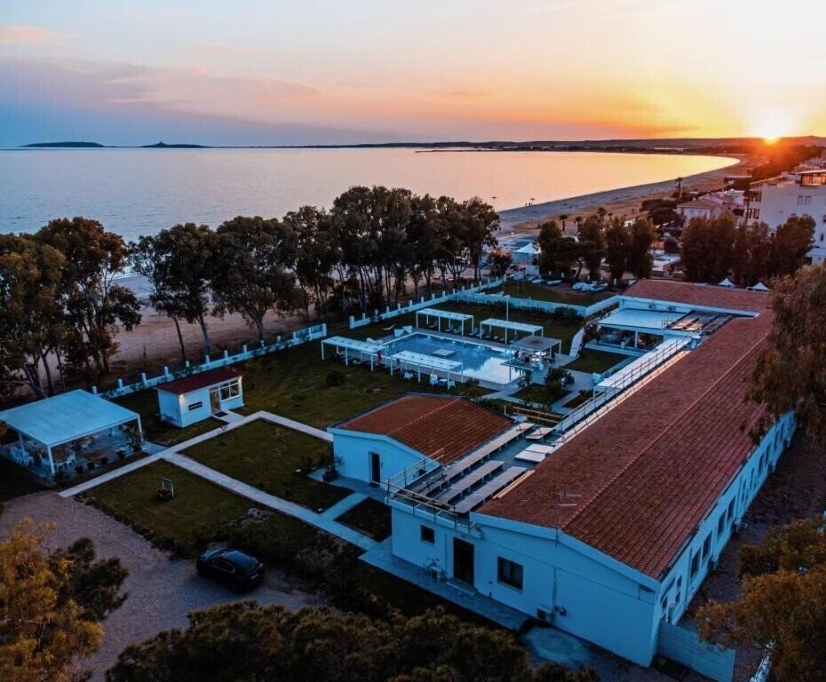 Отель Hotel Lido Beach Oristano 4*