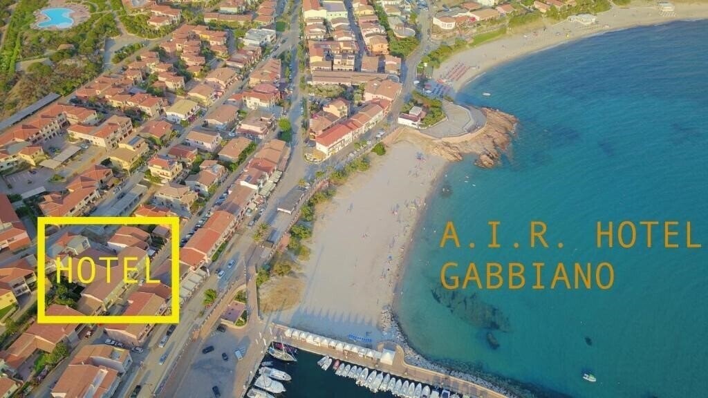 Отель Il Gabbiano Isola Rossa 3*