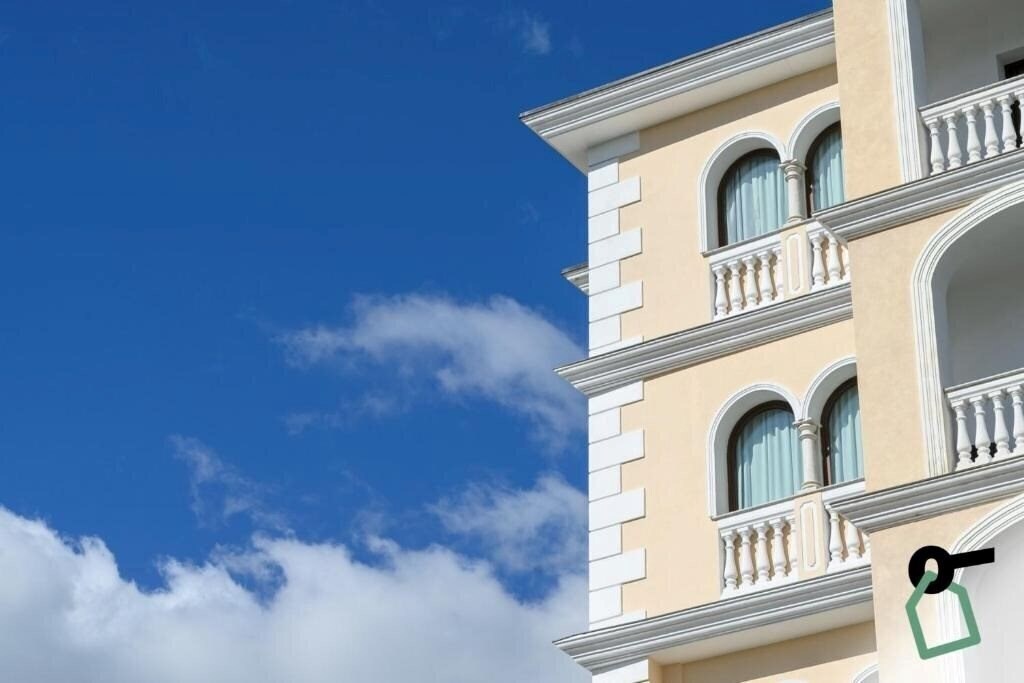 Готель Hotiday Olbia Porto 4*