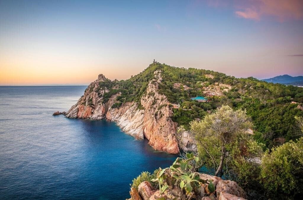 Готель Arbatax Park Monte Turri 4*