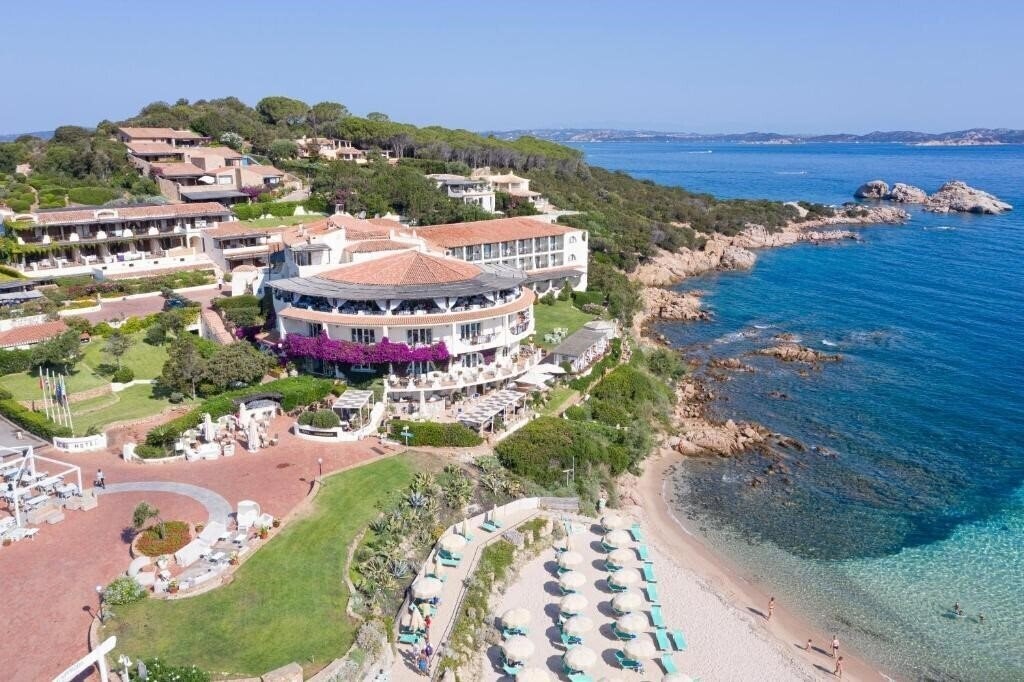Фото Club Hotel Baia Sardinia 4*