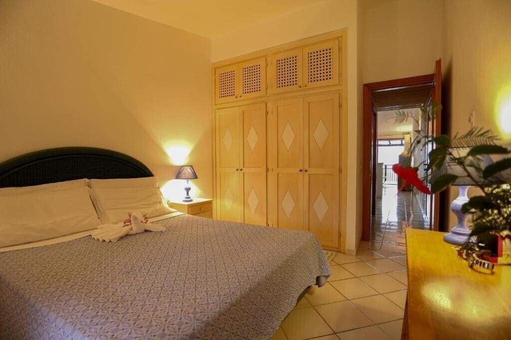 Фото Swadeshi Sporting Hotel Tanca Manna 4*