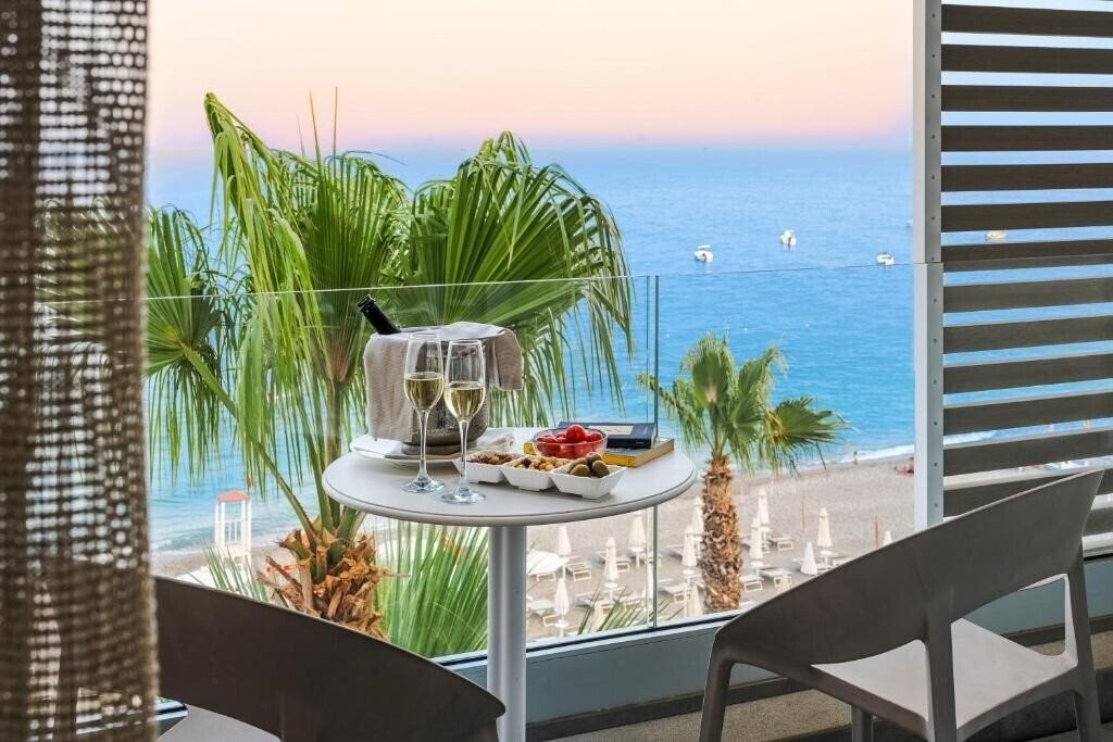 Картинка Albatros Beach Hotel Letojanni 4*