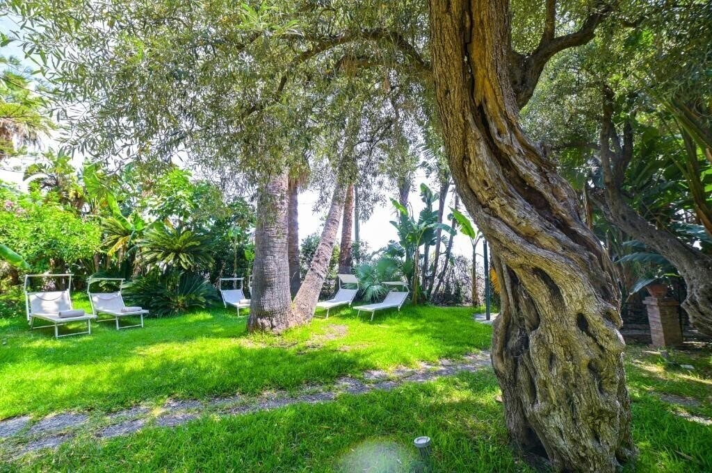 Картинка Baia Delle Sirene 3*