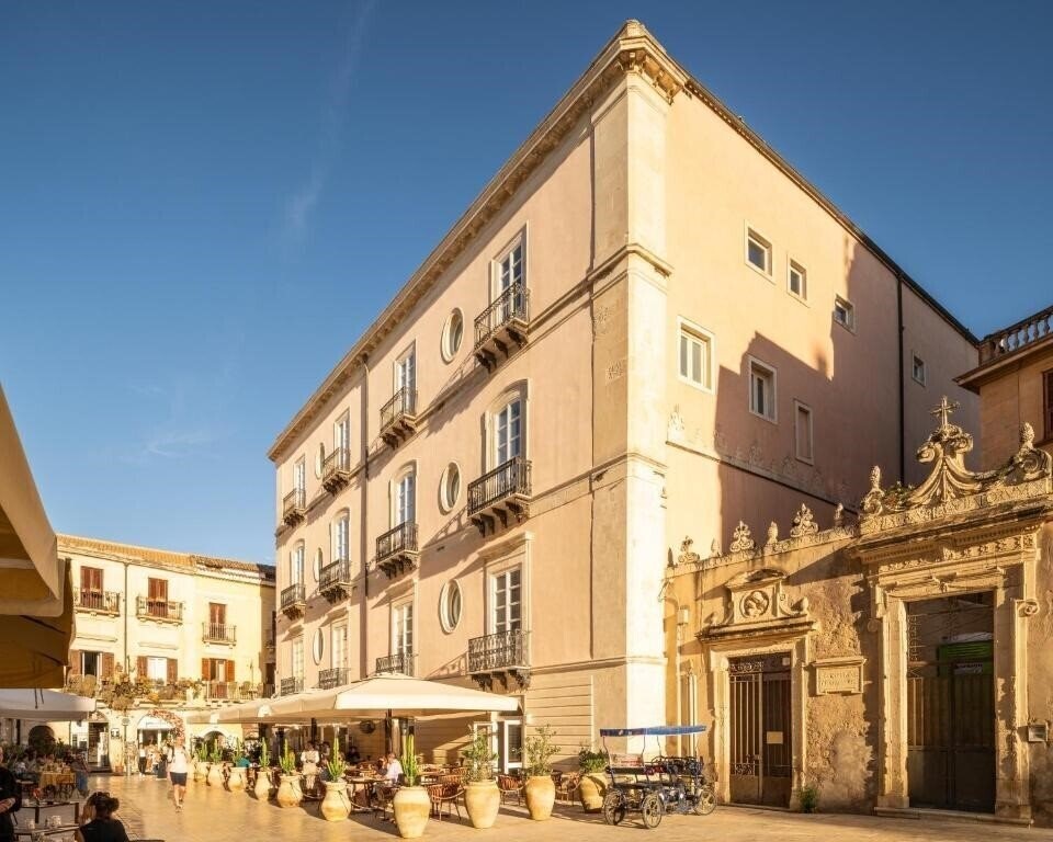 Готель Palazzo Artemide VRetreats, an SLH Hotel 4*