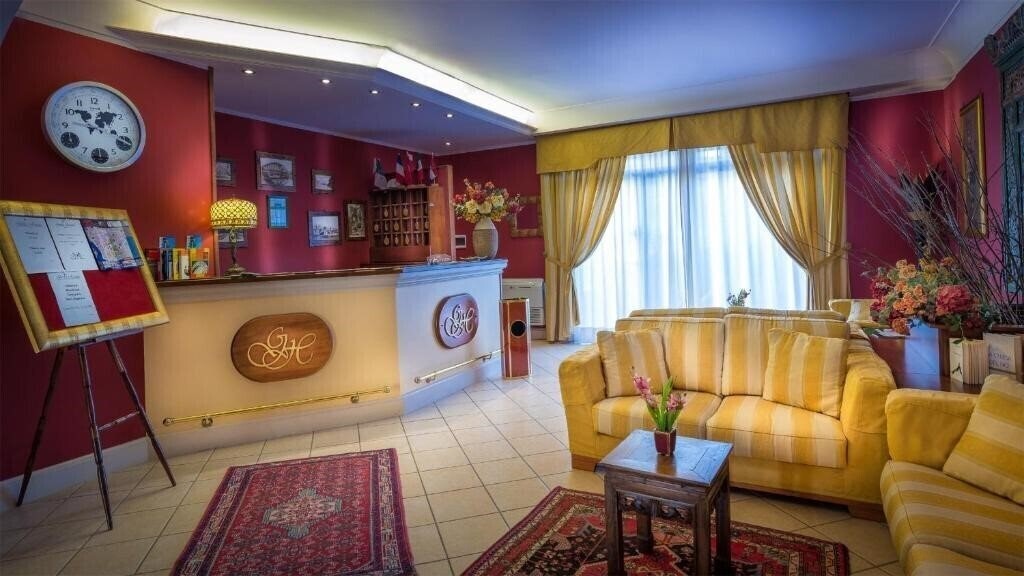 Готель Greta Rooms Hotel 3*