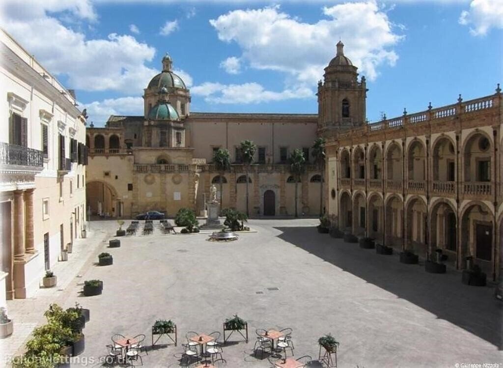 Картинка Greta Rooms Hotel 3*