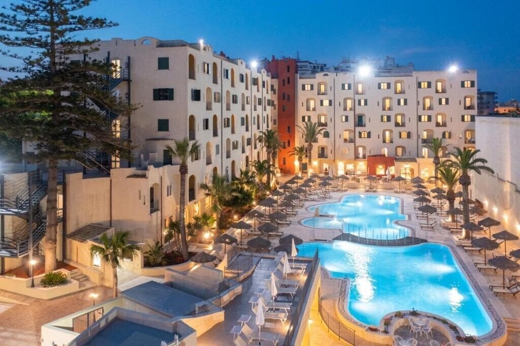 Фото Hotel Hopps 4*