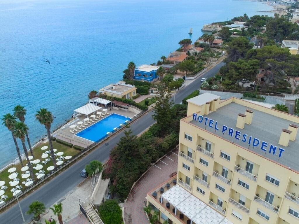 Готель President Sea Palace 4*