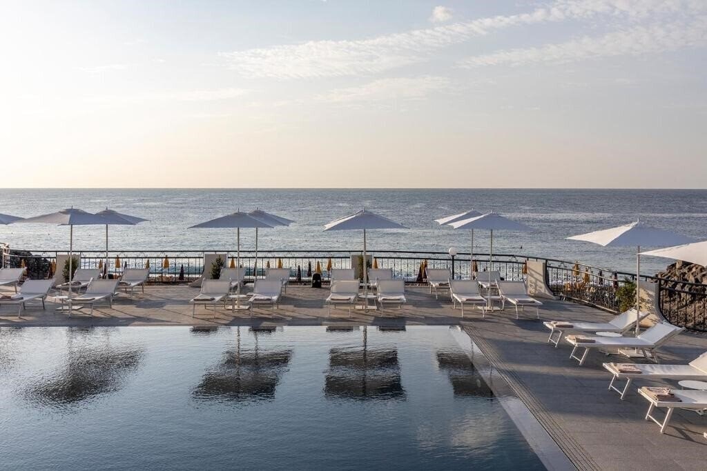 Фотографія Delta Hotels by Marriott Giardini Naxos 4*
