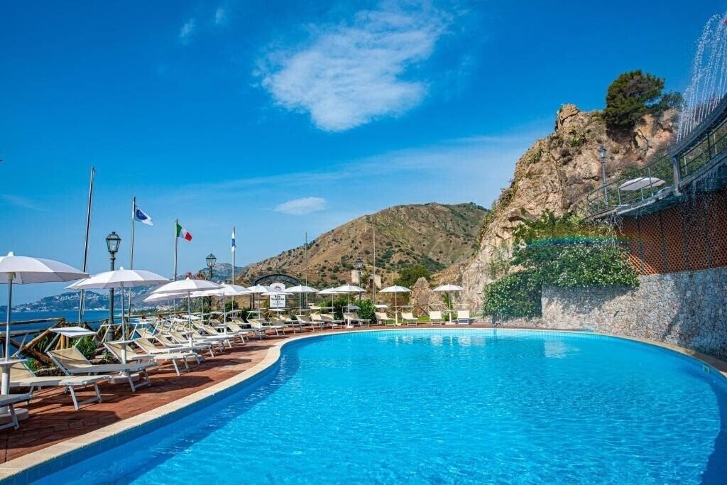Фотография Baia Taoramina 4*