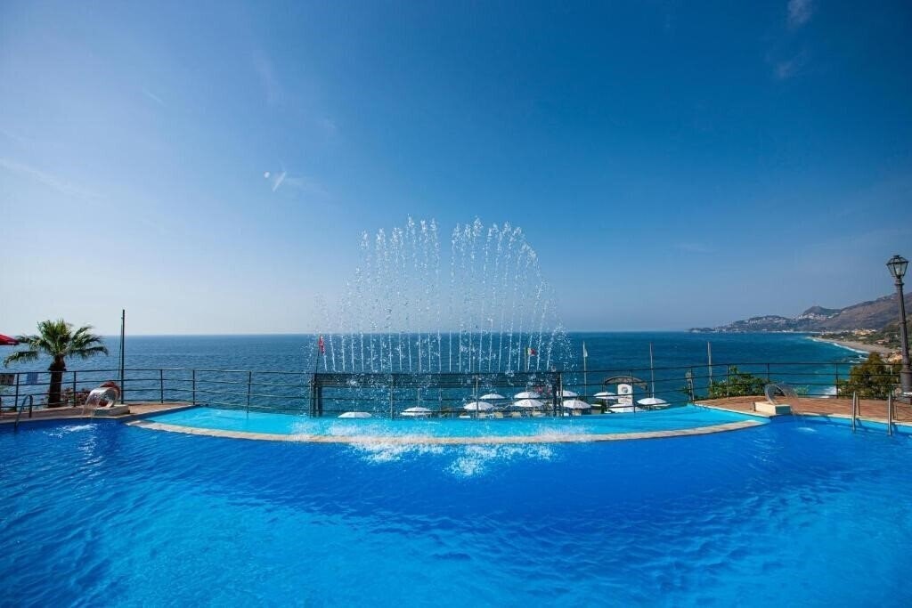 Картинка Baia Taoramina 4*