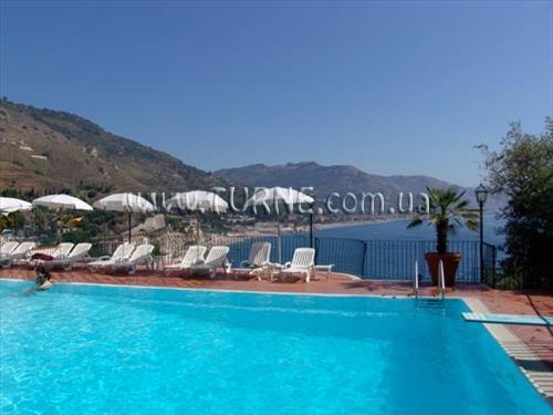 Готель Bay Palace 4*