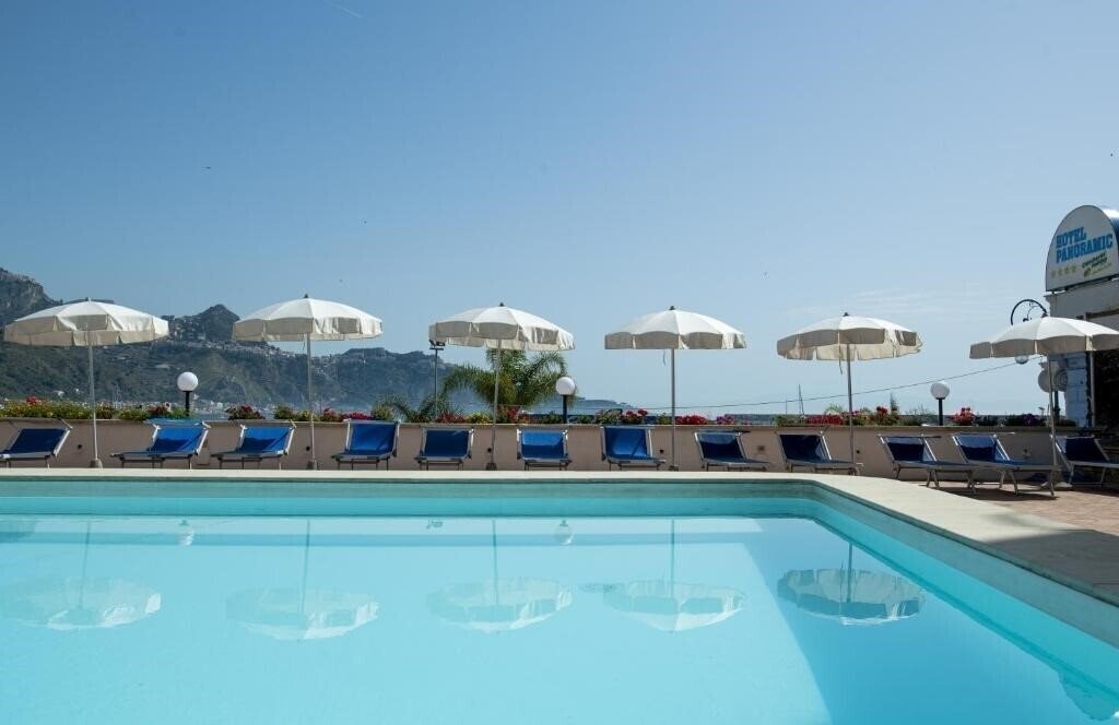 Готель Hotel Panoramic Giardini Naxos 4*