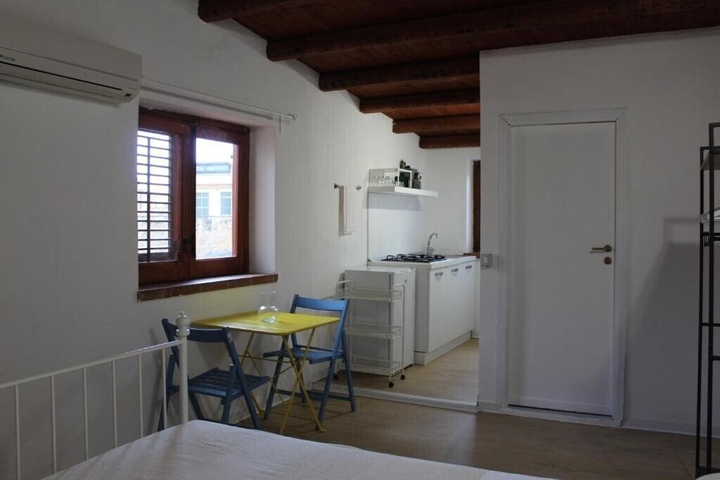 Фотография Case Vacanza Terrasini 2000 Apartment 2*