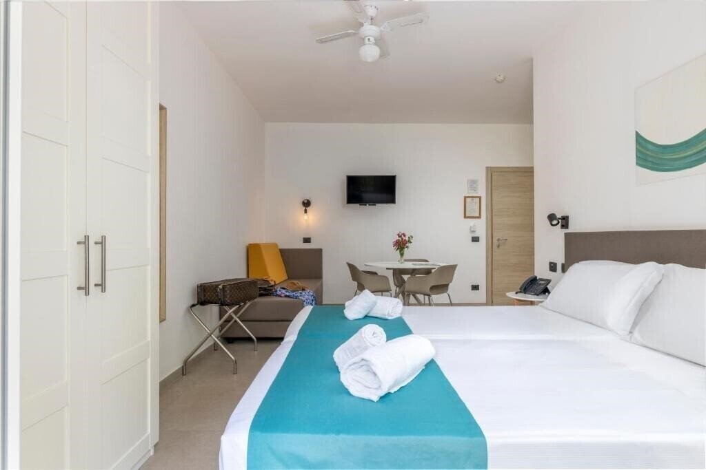 Готель Villa Giardini 3*