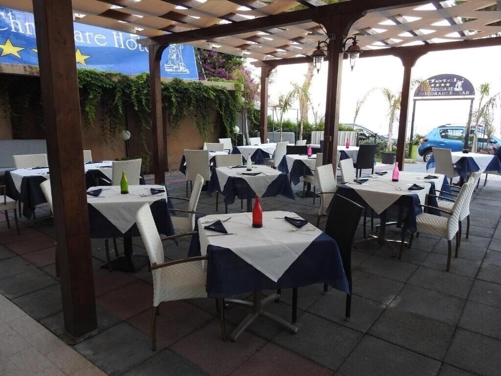 Фото Chrismare Hotel 4*