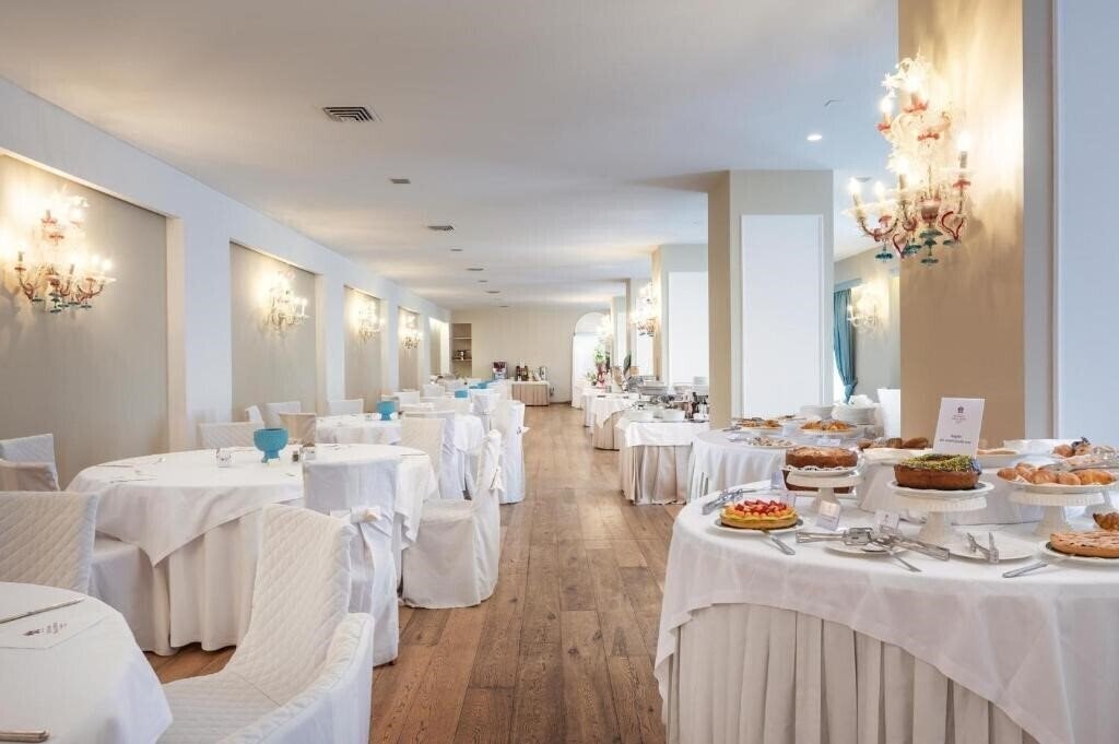Фото Hotel Excelsior Palace 4*