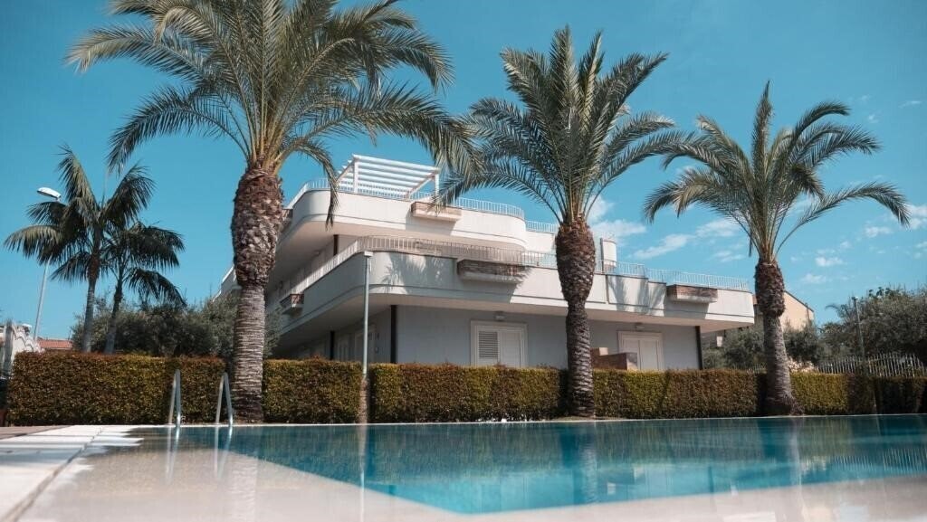 Отель Villa Galati Resort 3*