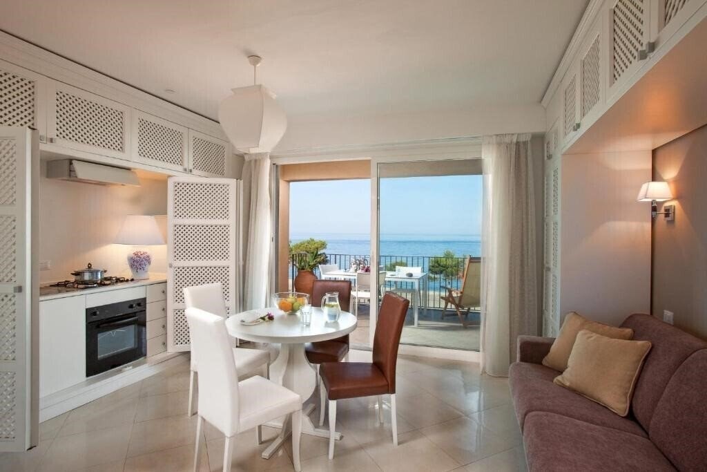 Готель Taormina Villa Oasis Residence 4*