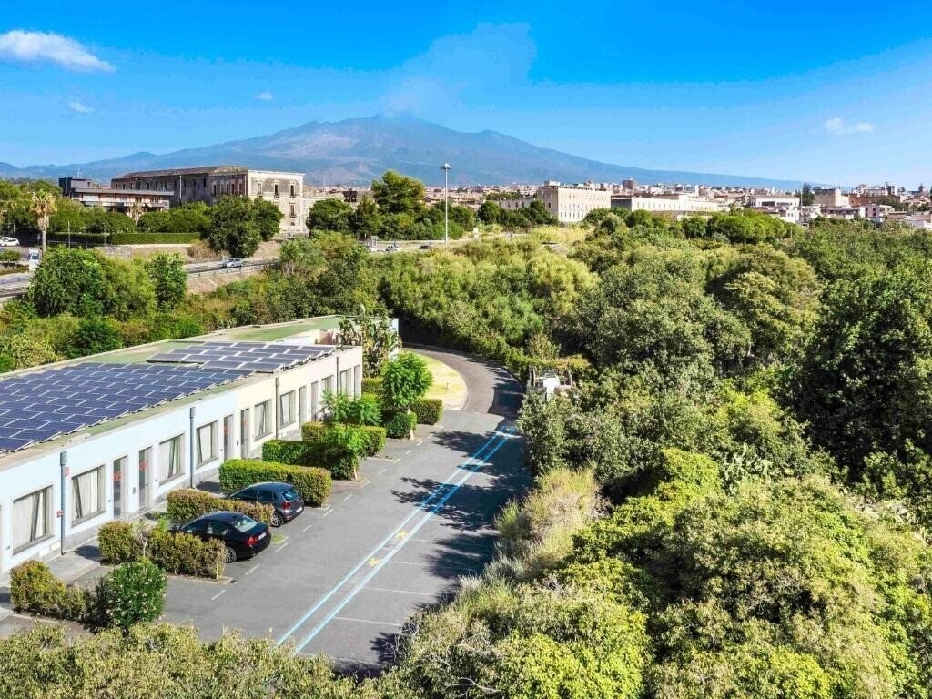 Картинка Ibis Styles Catania Acireale 4*