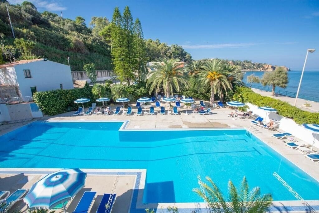 Фото Tourist Hotel 3*