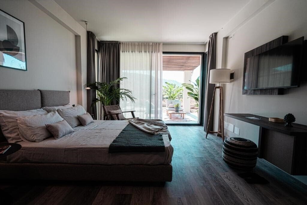Отель Insulae Resort (Cefalu) 4*