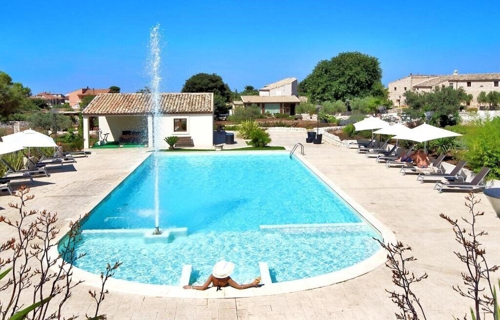 Фотография Artemisia Resort 3*