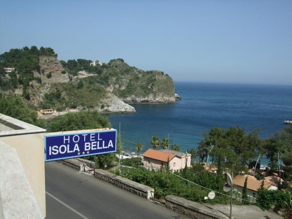 Картинка Isola Bella 3*