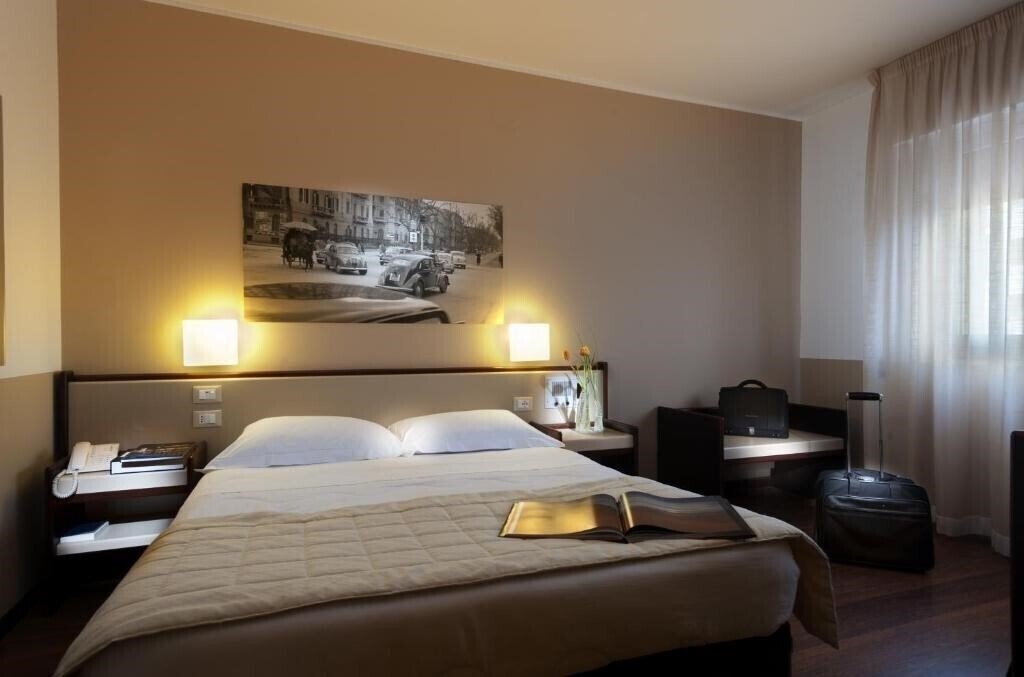 Отель Astoria Palace Palermo 4*