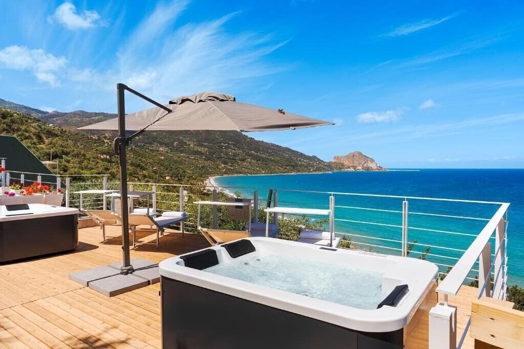 Фото Emerald Hotel Residence 3*