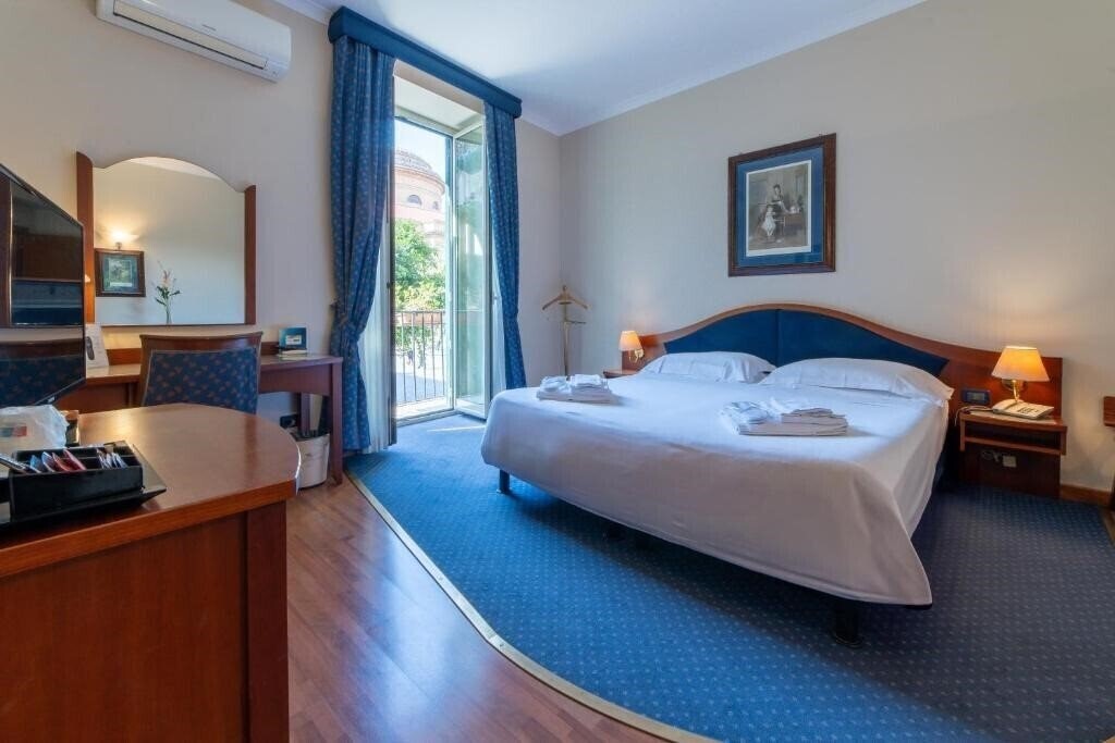 Зображення Massimo Plaza 4*