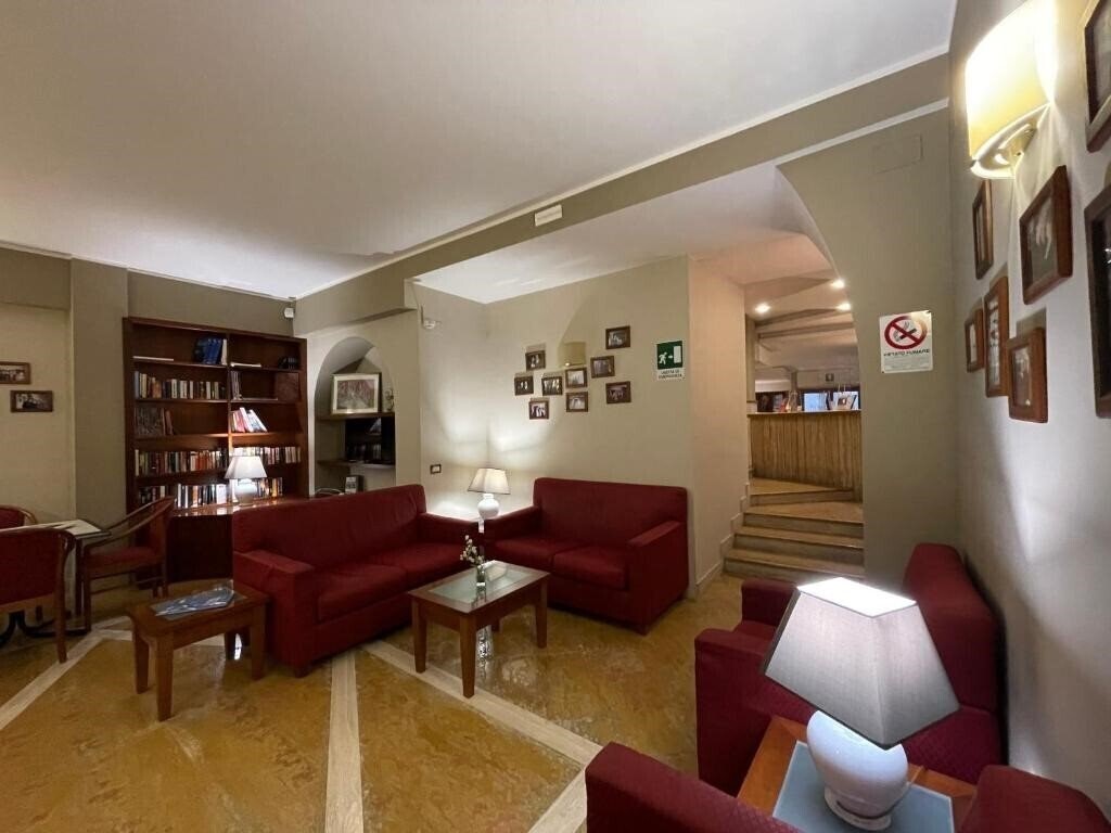 Фотографія Hotel Posta (Palermo) 3*