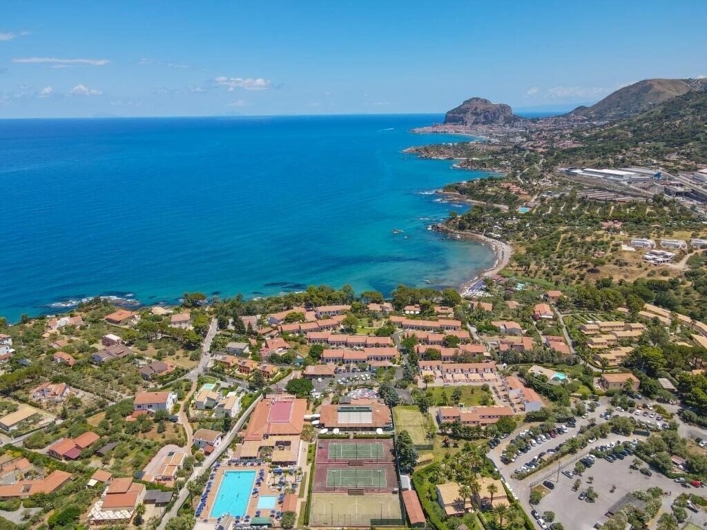 Фото Cefalu Resort Sporting Club 4*