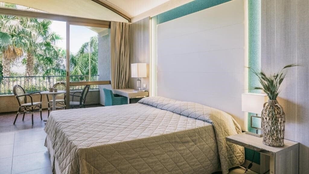 Картинка MClub Alicudi 4*