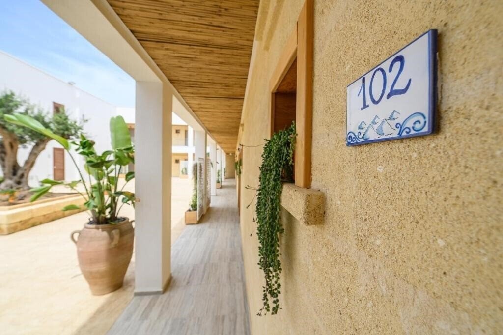 Готель Baitan Hotel 4*