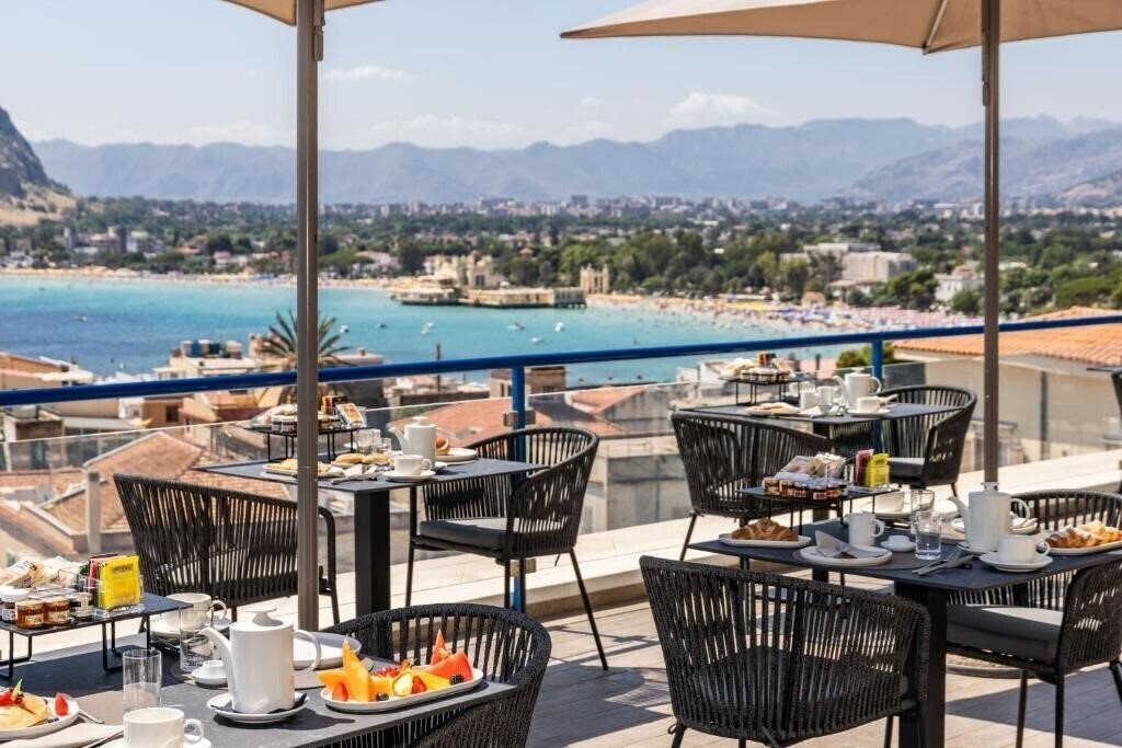 Готель Mondello Glam Hotel & Terrace 4*