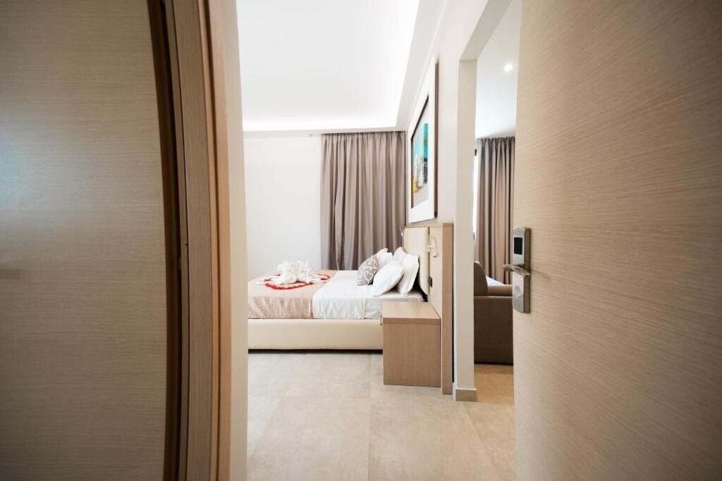Картинка Cerniglia Plus Villa 3*