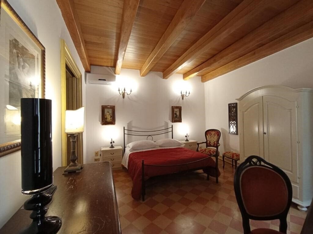 Зображення Atenea Luxury Suites 3*