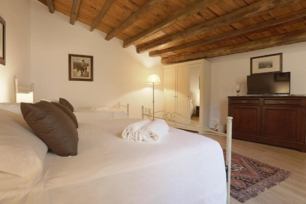 Фото Atenea Luxury Suites 3*