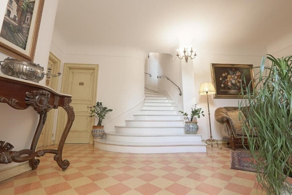 Фотографія Atenea Luxury Suites 3*