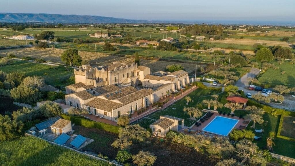 Готель Torre Don Virgilio Country Hotel 4*