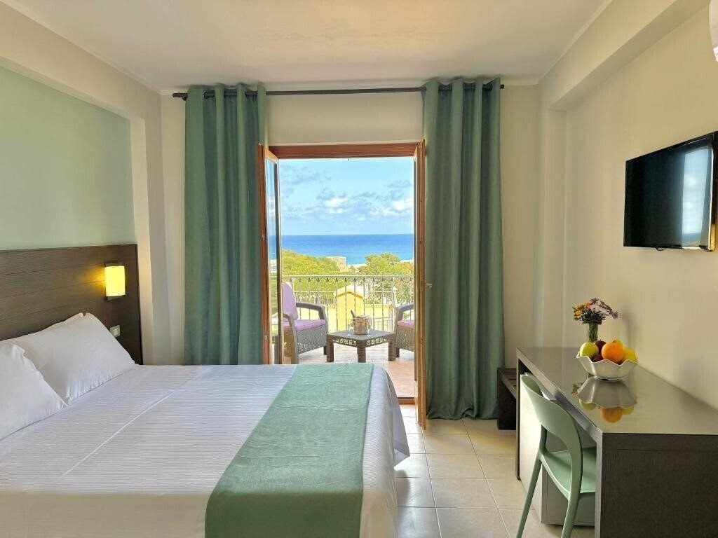 Фотографія Hotel Panoramic San Vito Lo Capo 4*