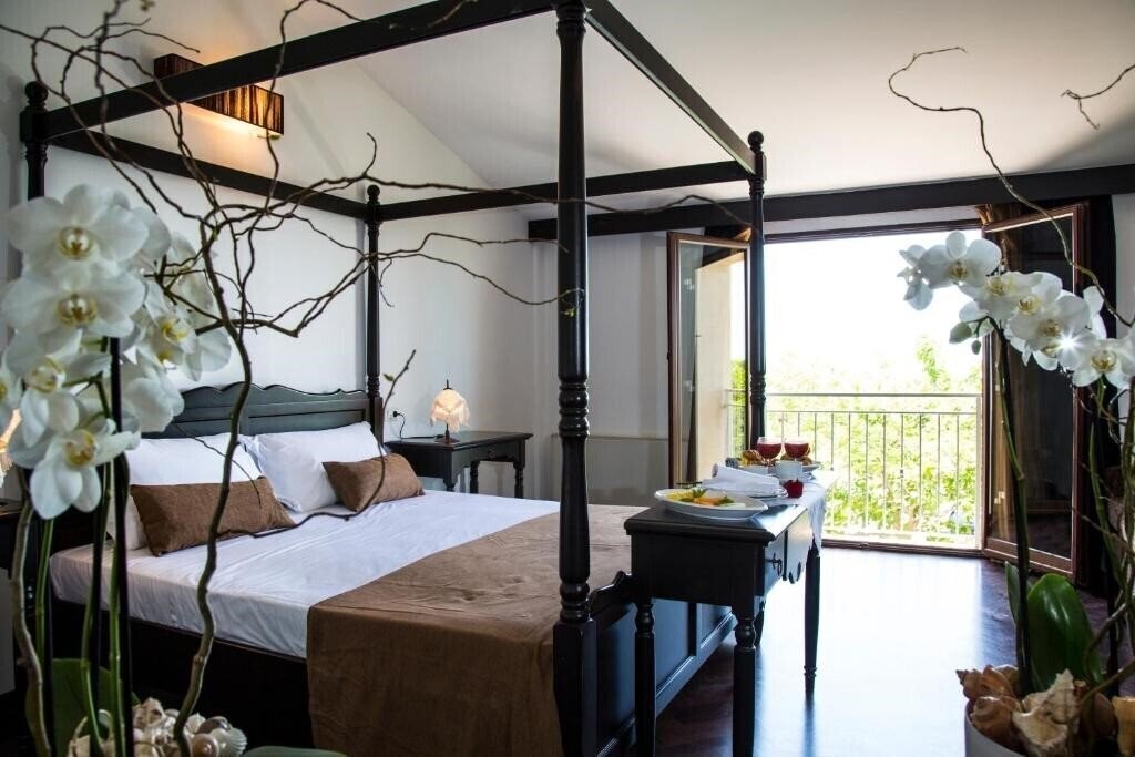 Фото Zeta Resort Donnalucata 4*