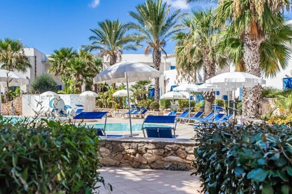 Фото Resort Cala La Luna 4*