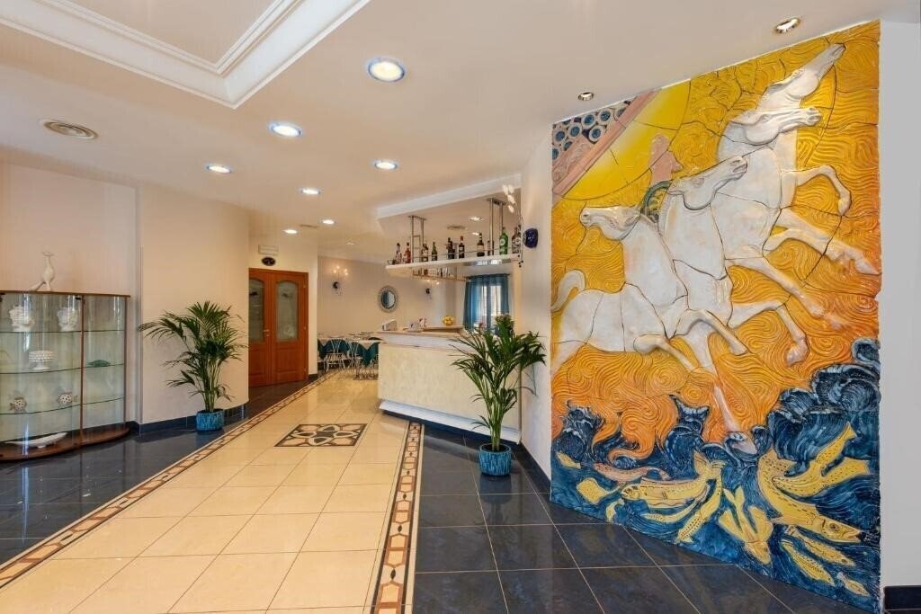 Готель Helios 3*