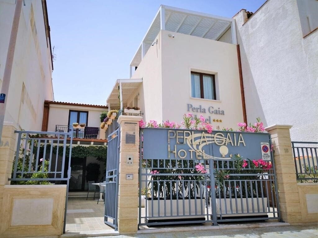 Готель Hotel Perla Gaia 3*