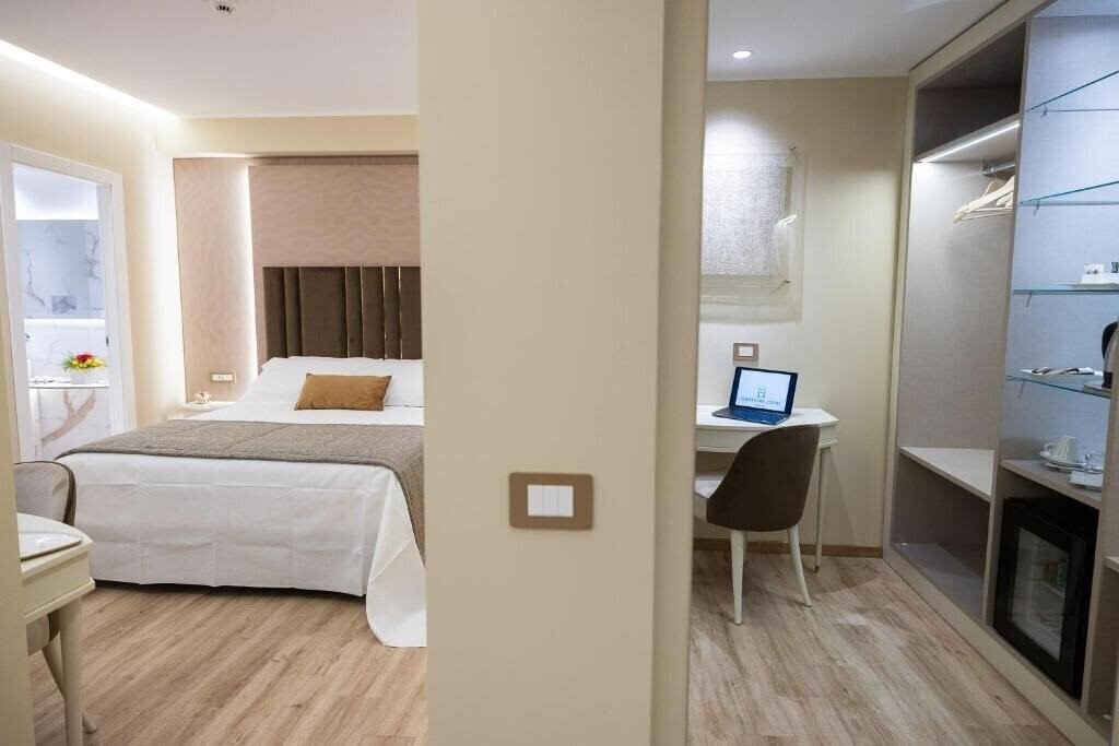 Фотографія Montreal Hotel 3*