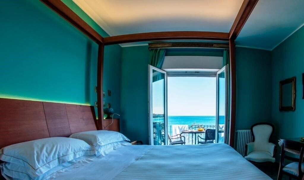 Отель Palladio Hotel 3*